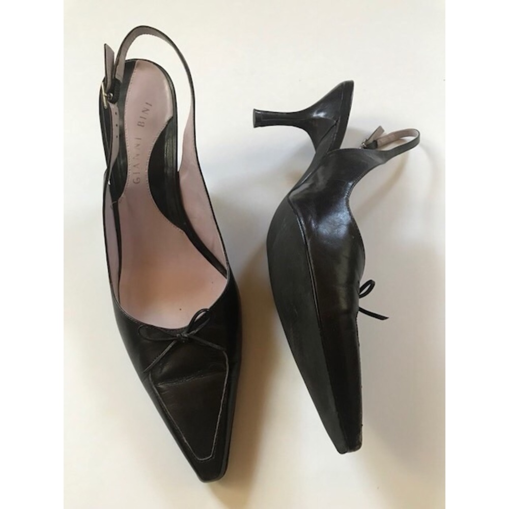 Gianni Bini black heels !